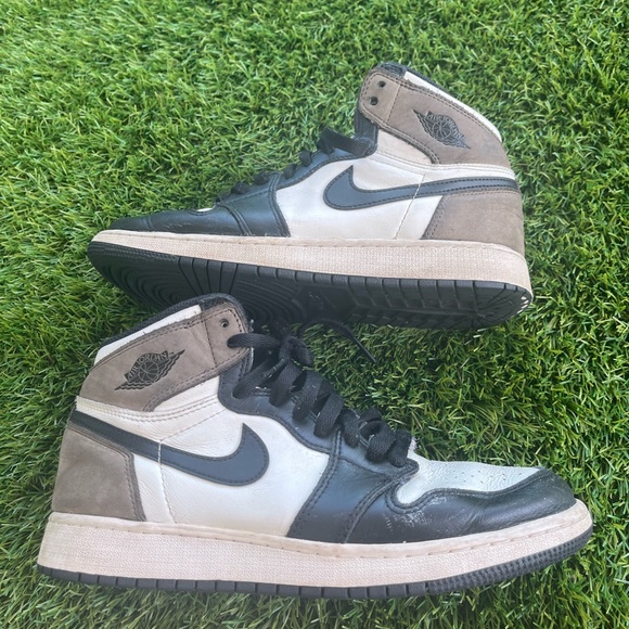 size 7 mochas - Picture 4 of 6